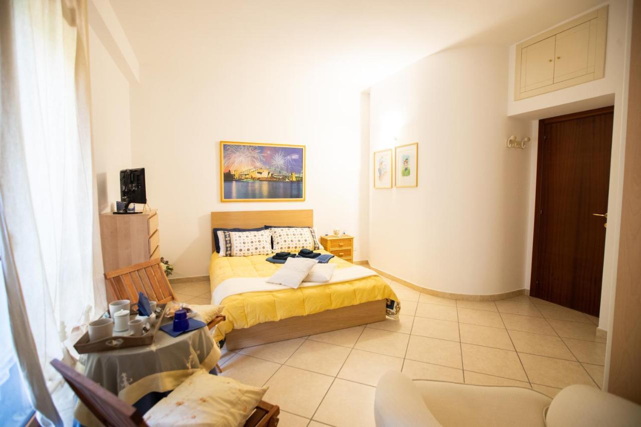 Anfol Hotel Bari Exterior foto